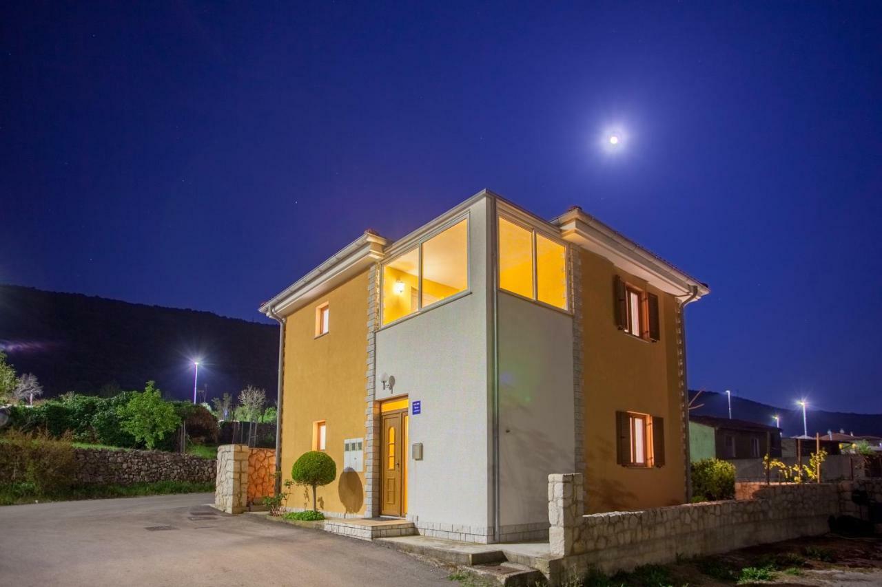 Apartman Madlen Cres Zewnętrze zdjęcie