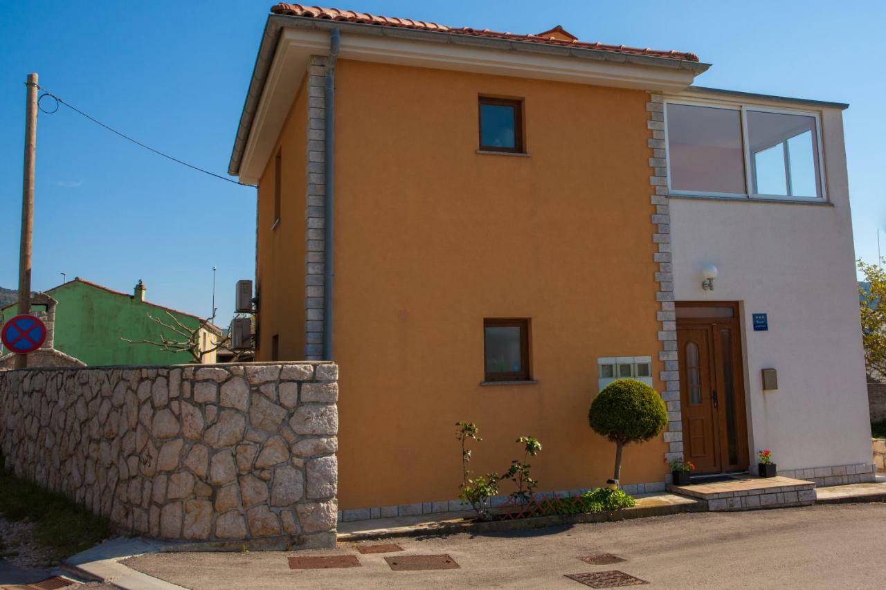 Apartman Madlen Cres Zewnętrze zdjęcie