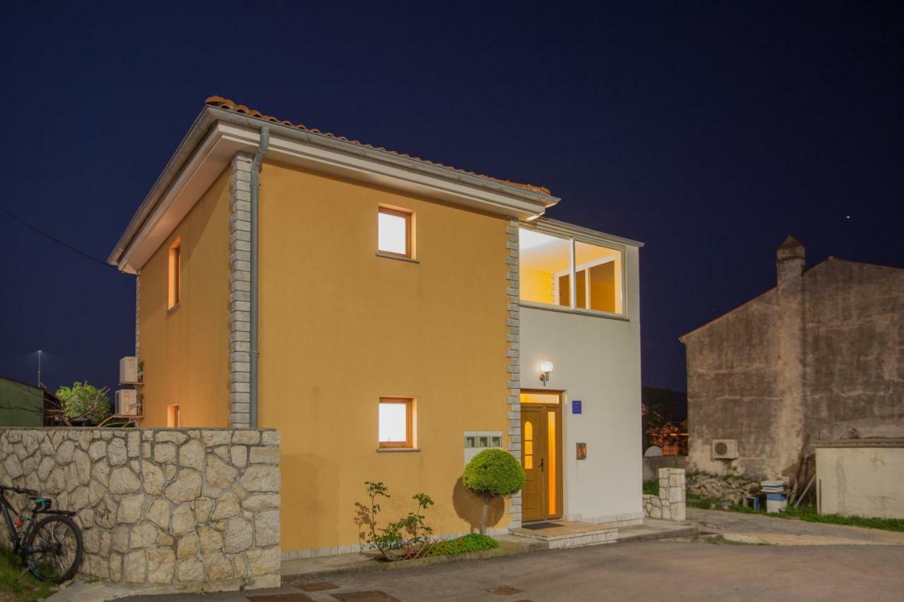 Apartman Madlen Cres Zewnętrze zdjęcie
