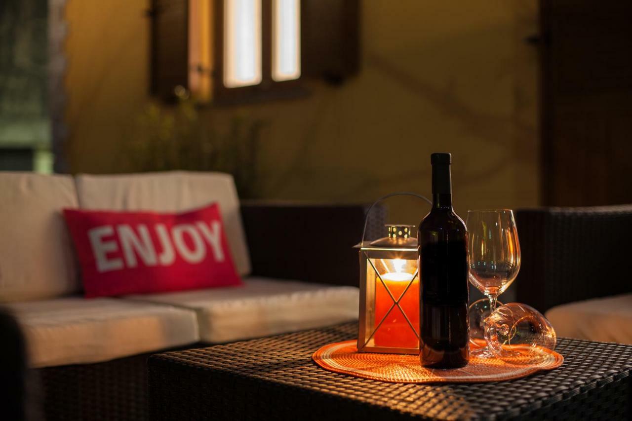 Apartman Madlen Cres Zewnętrze zdjęcie