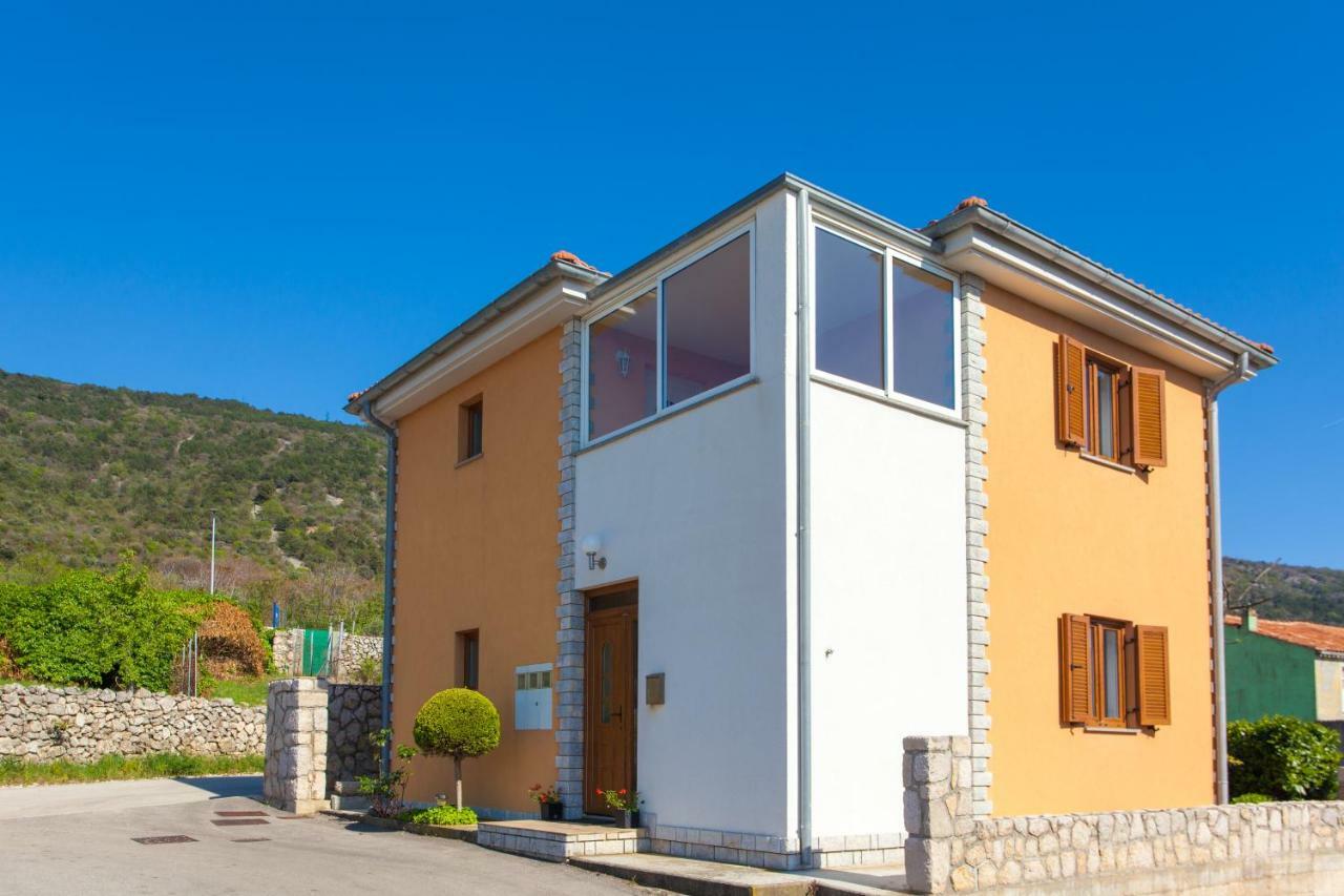 Apartman Madlen Cres Zewnętrze zdjęcie